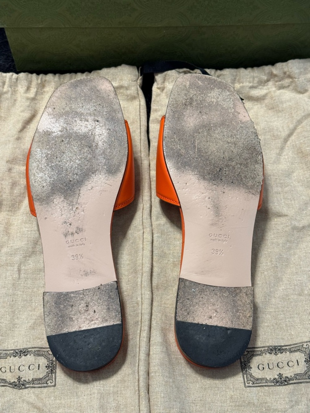 Gucci Slide Sandals with Interlocking G - Picture 3 of 8